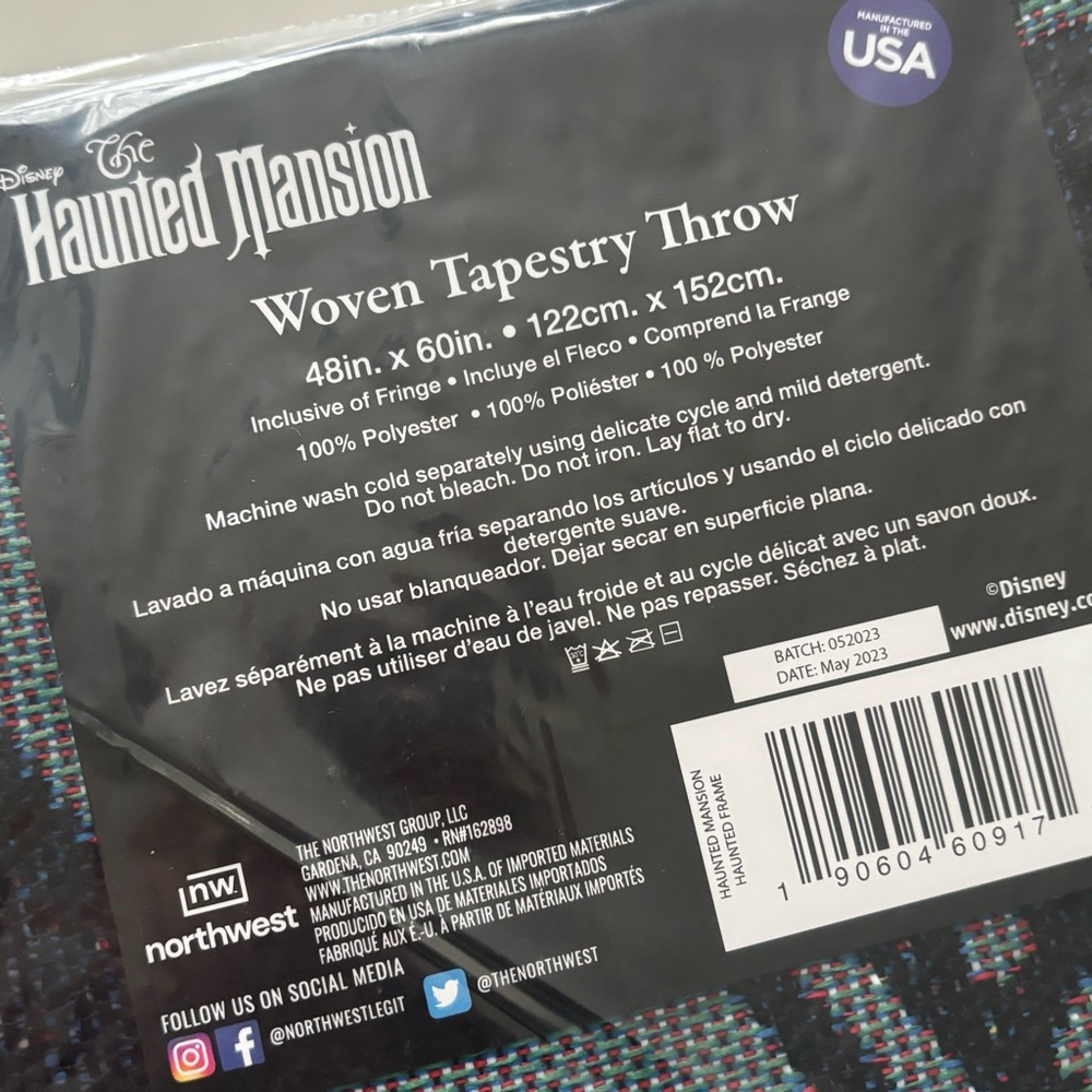 Disney Haunted Mansion Haunted Frame Tapestry Blanket Throw - Picture 4 of 5